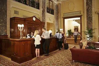 The Belden-Stratford Chicago
